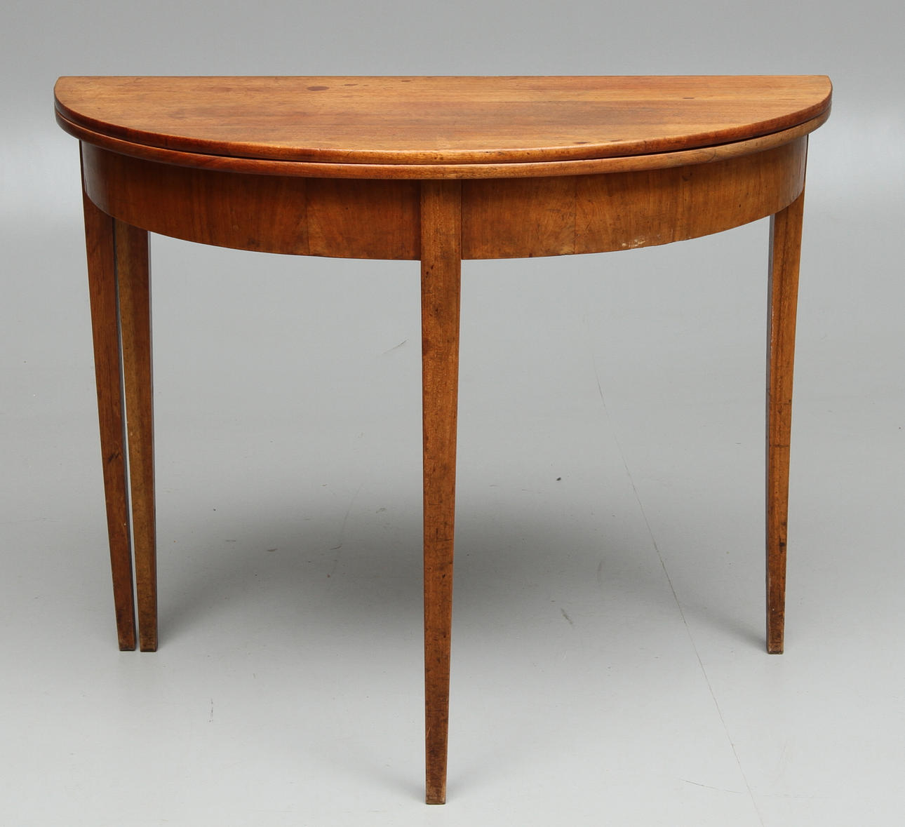 SPELBORD, sengustavianskt, 17/1800-tal.