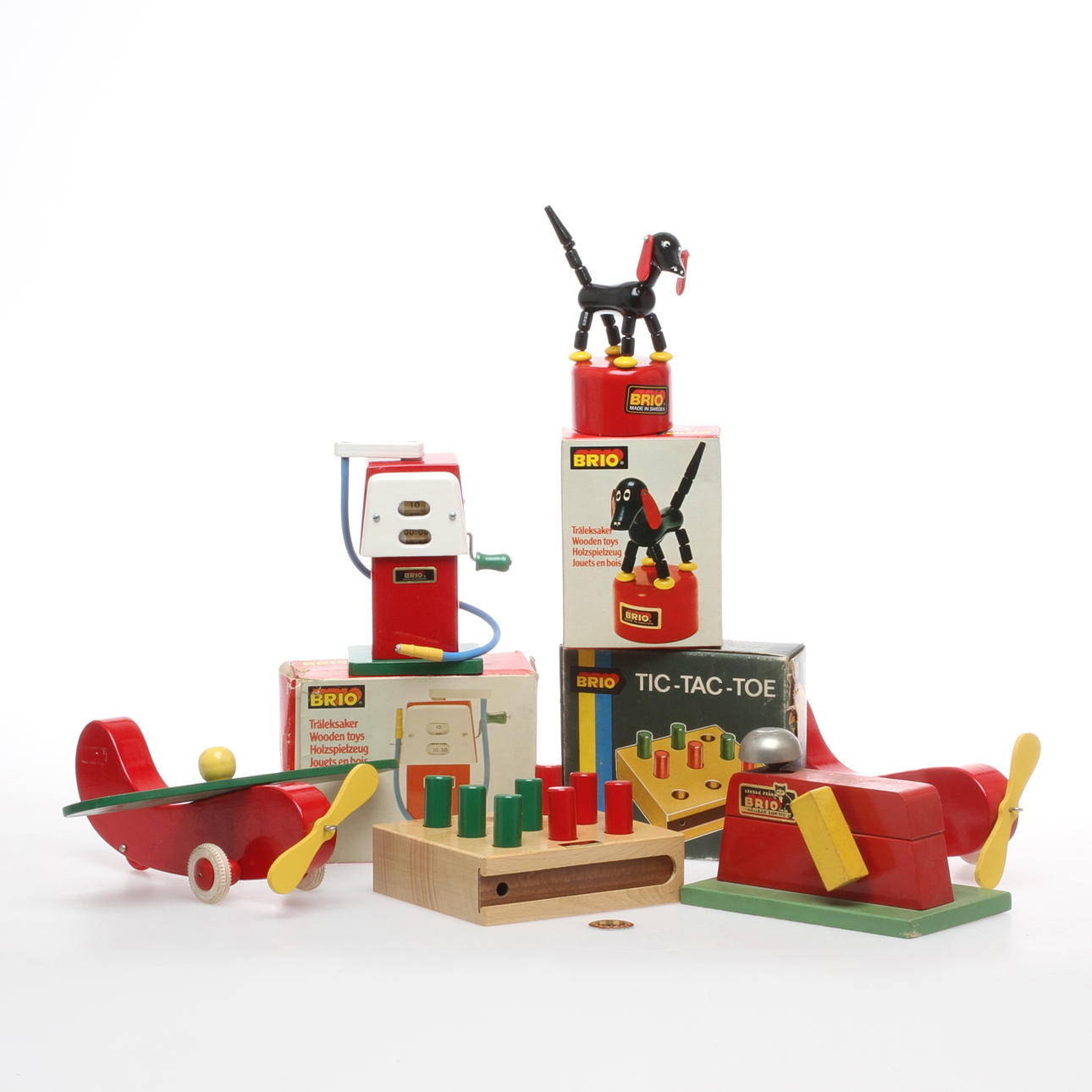 TRÄLEKSAKER BRIO. 6 stycken delvis i originalkartonger.
