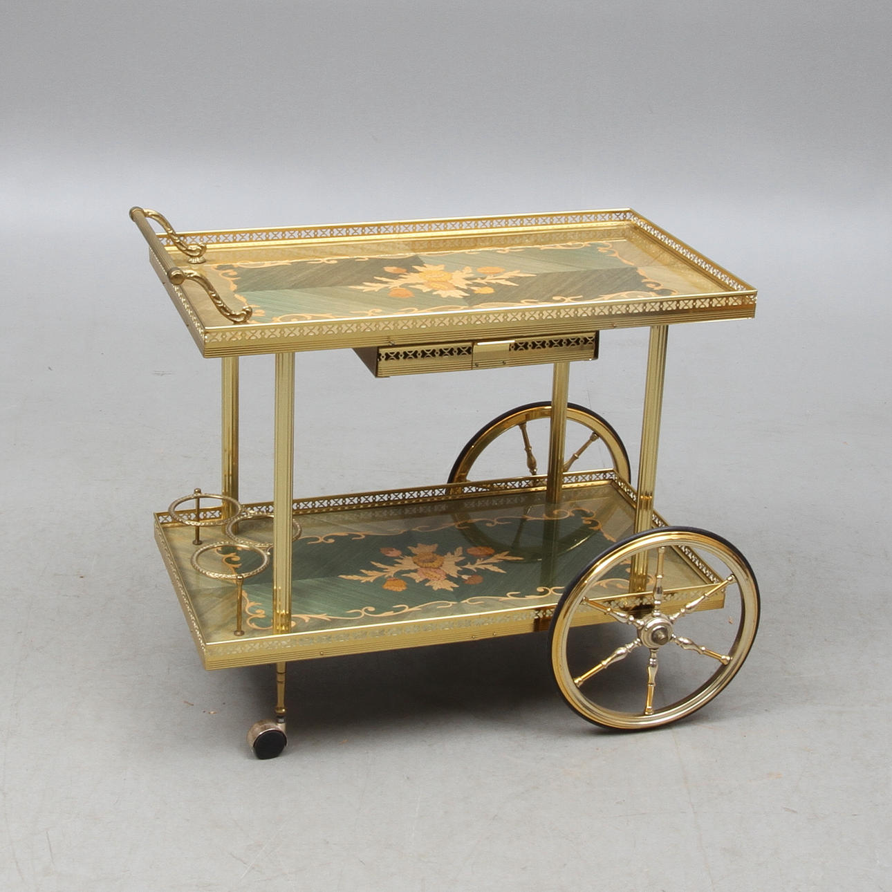 SERVERINGSVAGN, mässing samt trä, 1900-talets andra hälft.