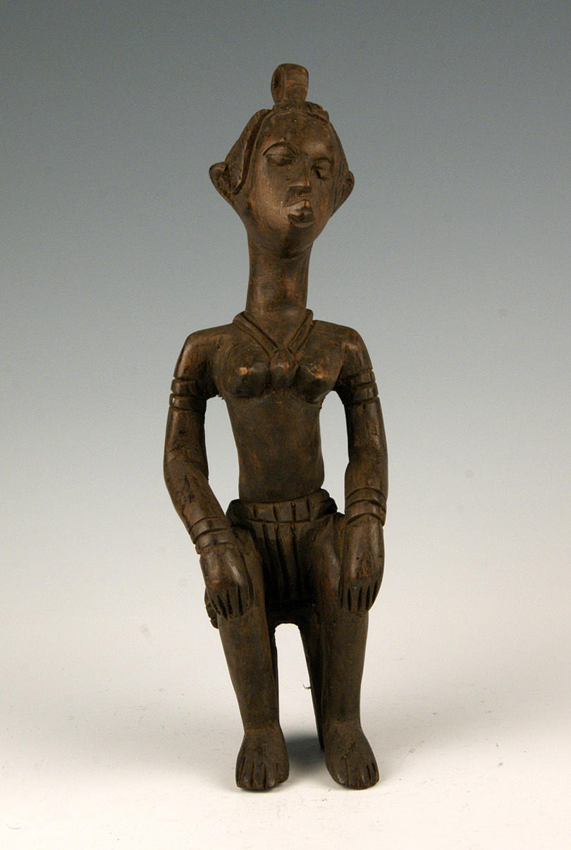 STATYETT AV DROTTNING, Baga, Guinea.