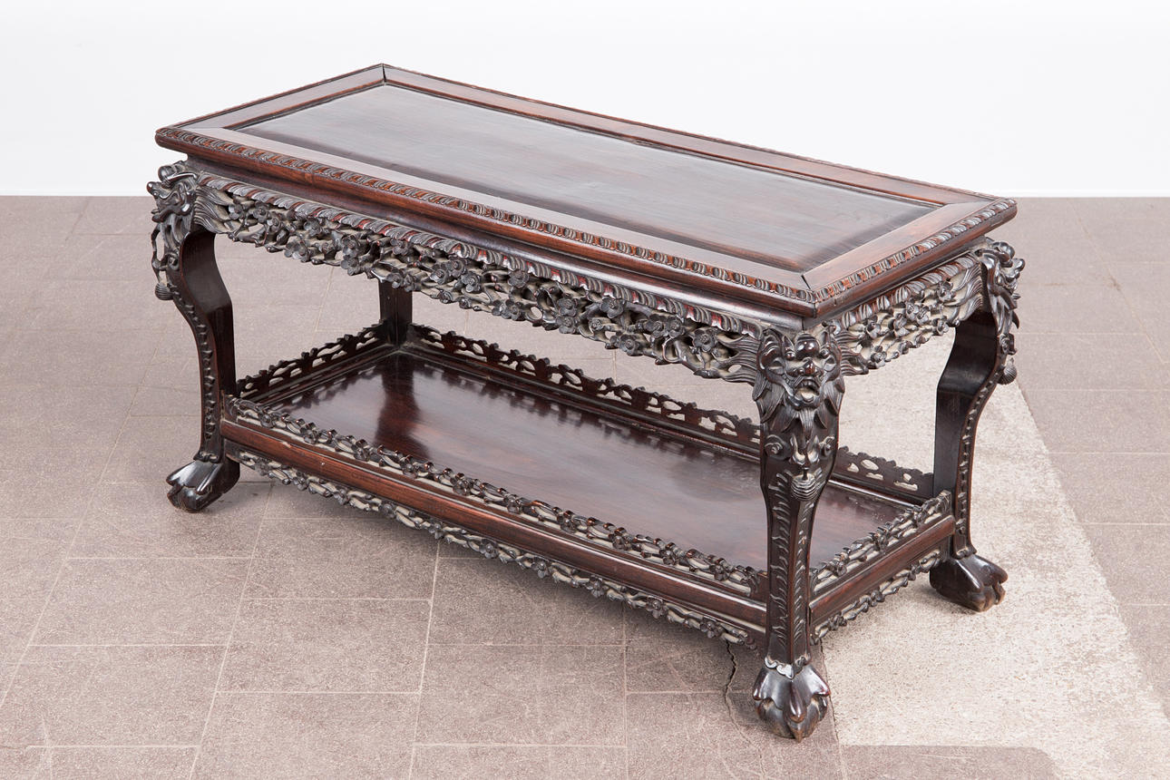 Table / coffee table, Macassar ebony, China, around 1920.