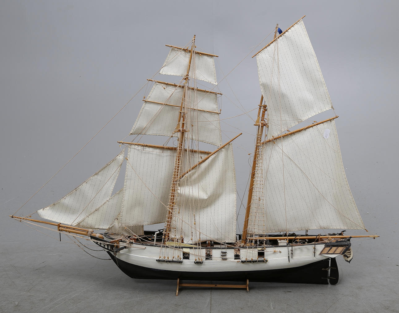 FARTYGSMODELL, skonaren La Toulonnaise, Frankrike.