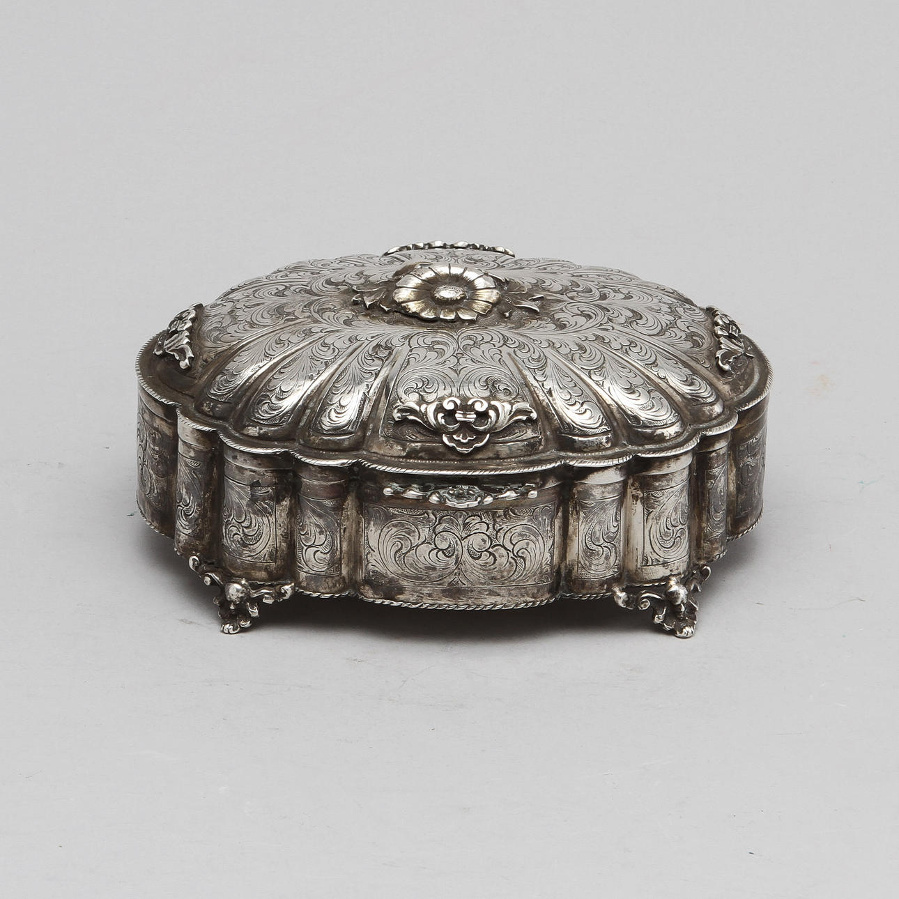 SKRIN. Silver. 445 g.