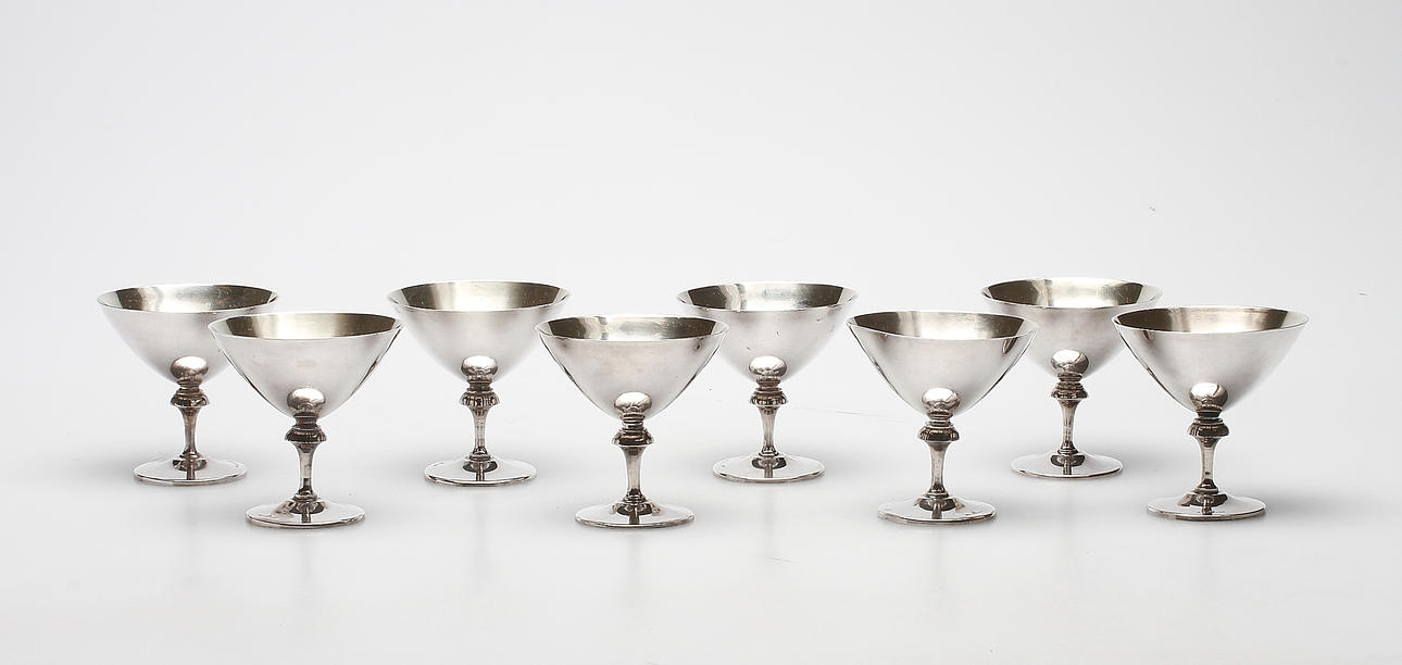COCKTAILGLAS, 8 st, nysilver, GAB, 1900-talets första hälft.