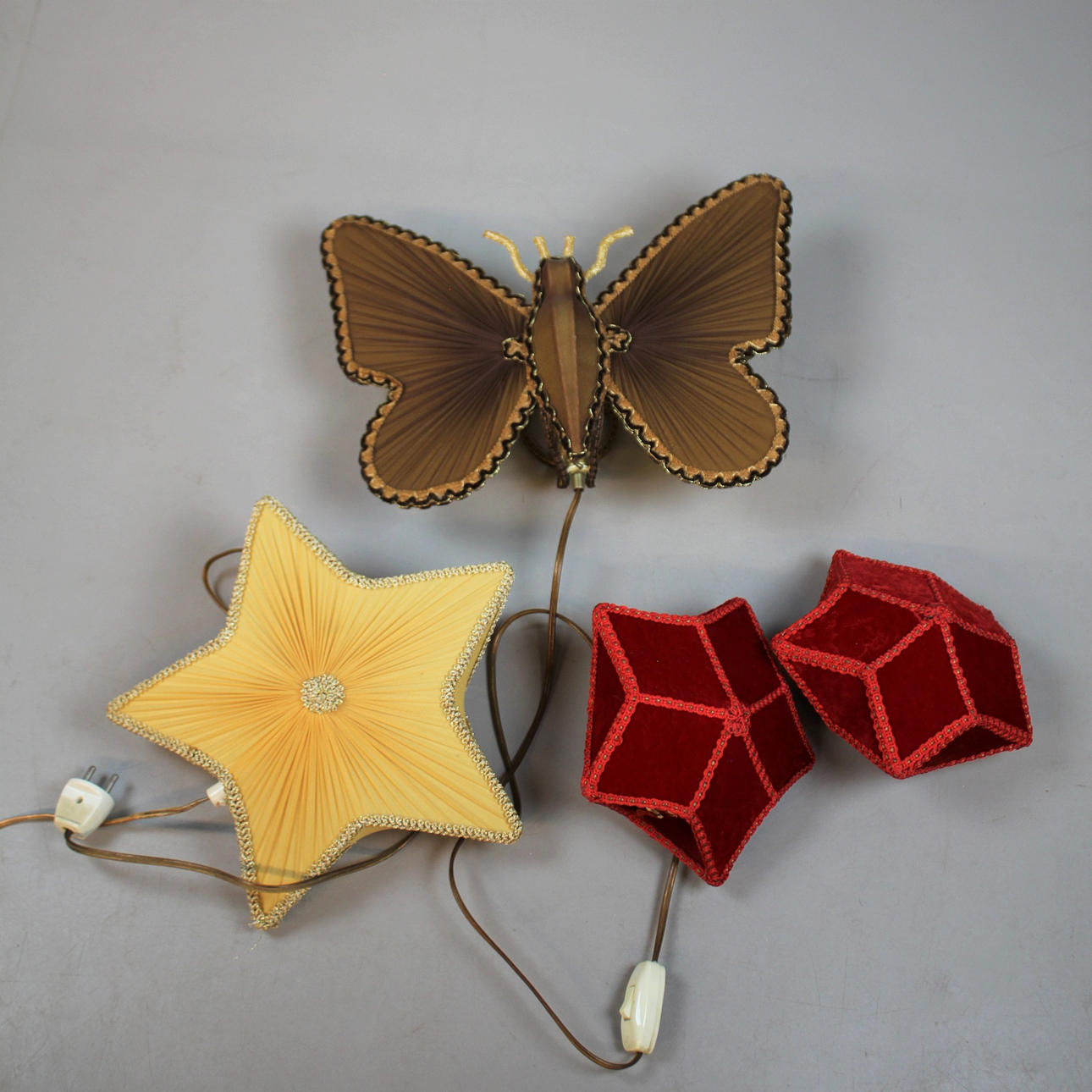 TEXTILLAMPOR 1900-talets mitt.