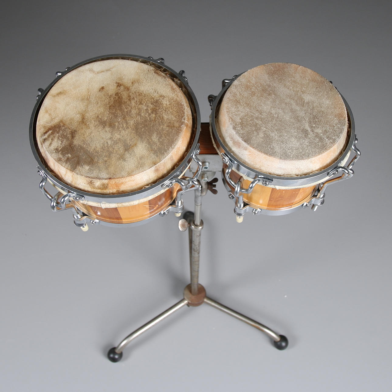 BONGOS PÅ STATIV, 1900-talets andra hälft.