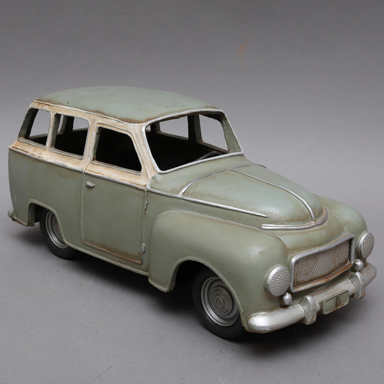 MODELLAUTO, Kunststoff, Volvo Duett.