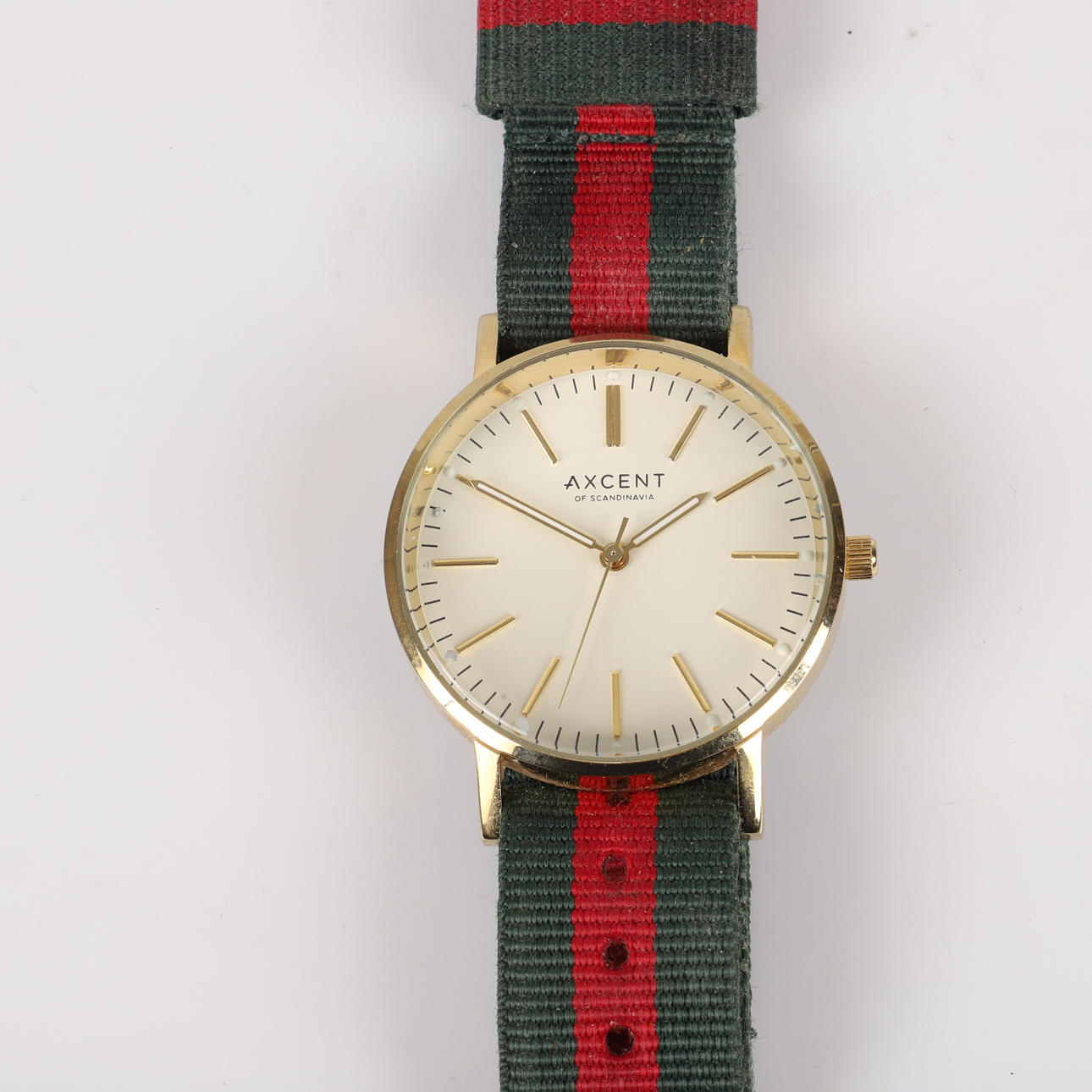 HERRARMBANDSUR, Axcent, of Scandinavian.