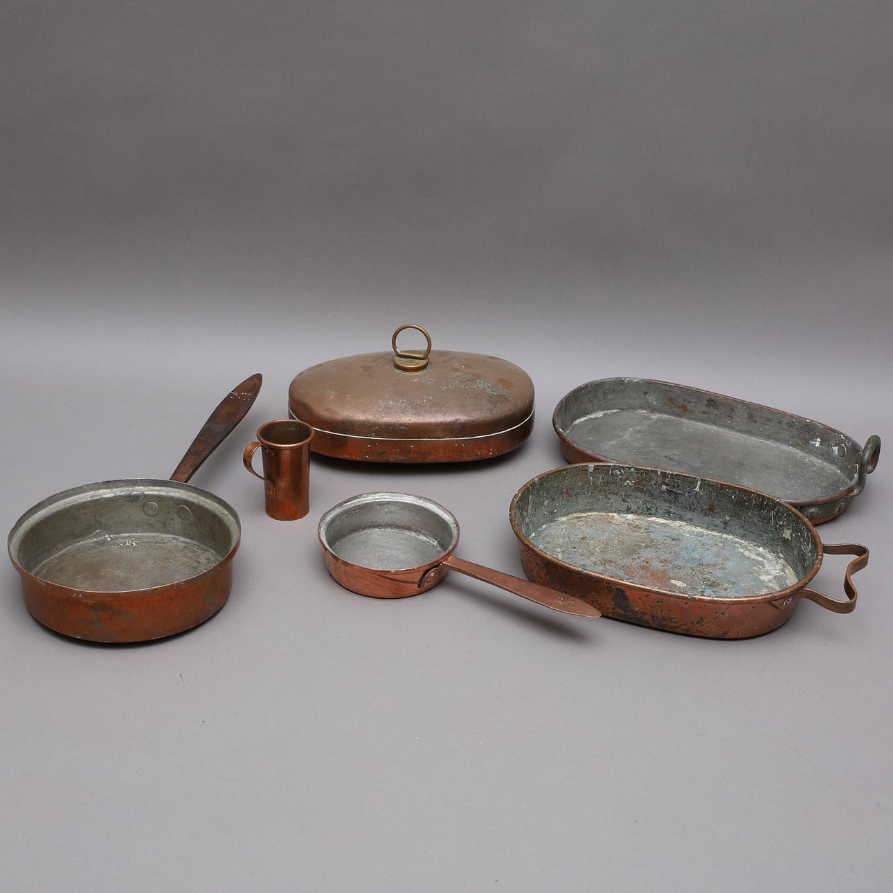 COPPER OBJECTS, 6 parts, i.a. bed warmer.
