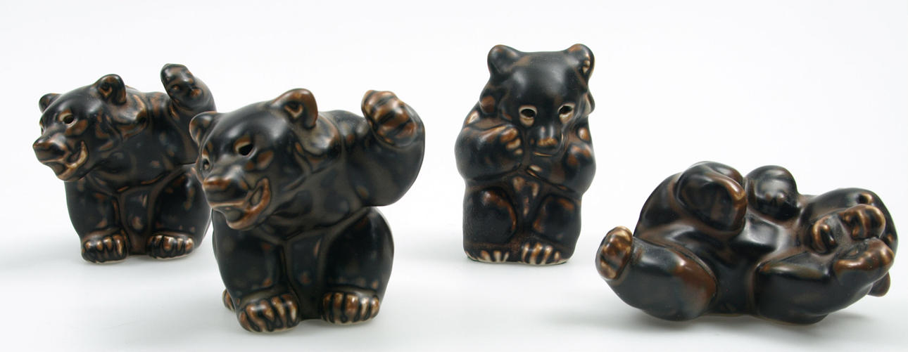 KNUD KÜHN. Keramikfigurer, 4 stycken, björnar, Kunglig Dansk.
