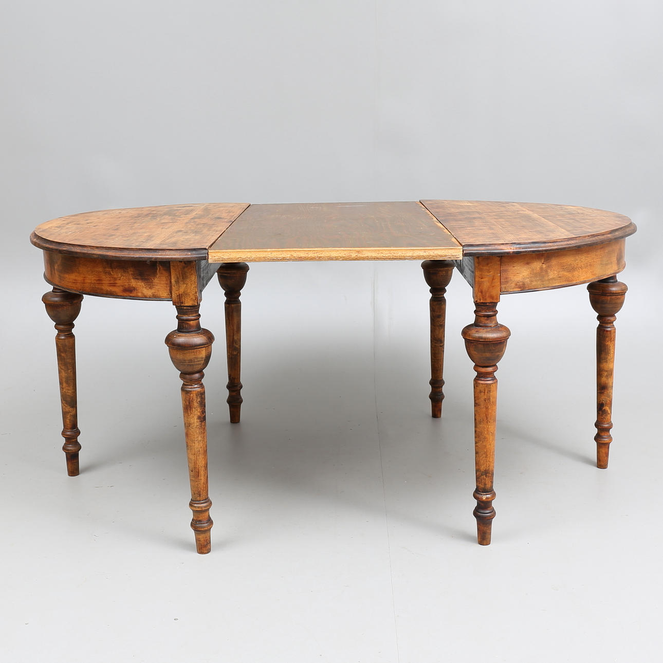 HALVMÅNEBORD, sent 1800-tal.