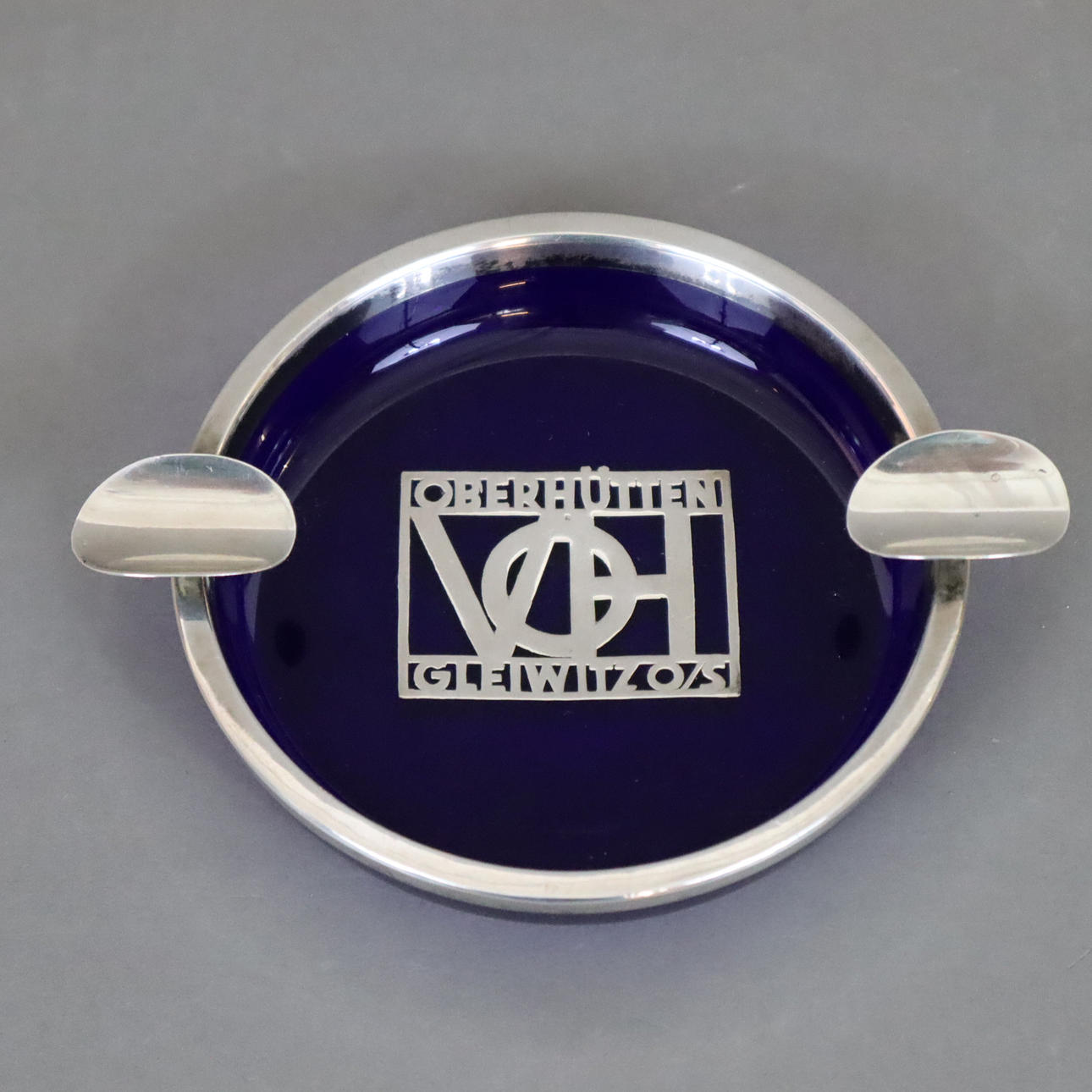 - KOLLEKTION ASKKOPP med SILVER FINISH.