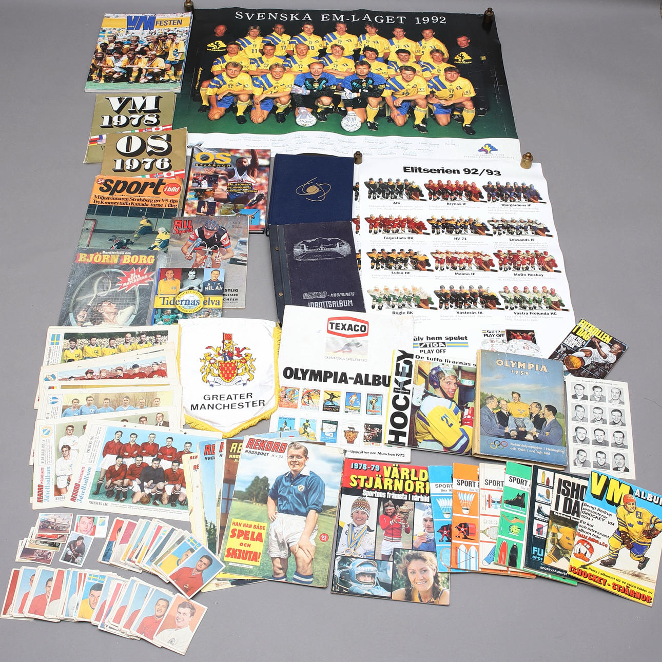 SPORTPARTI, bl.a. samlarbilder, böcker, affischer & tidskrifter.