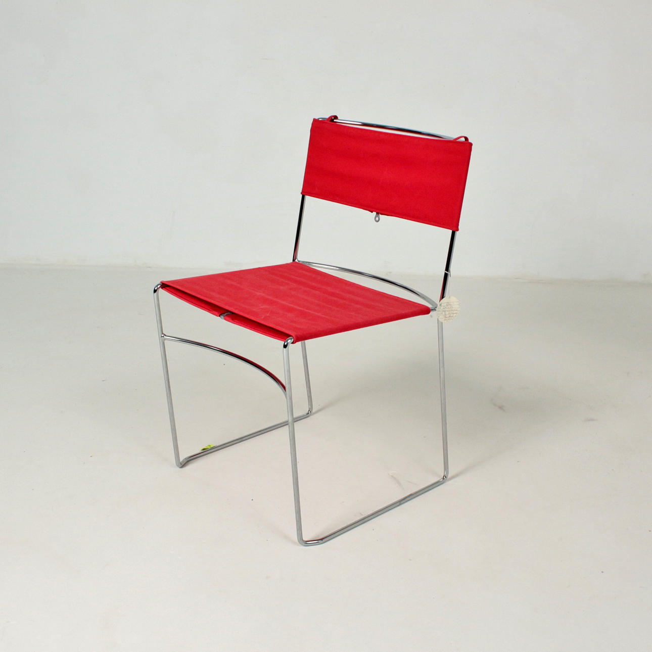 Robots Sedia Delfina Sedie Impilabili Delfina Di Enzo Mari Per