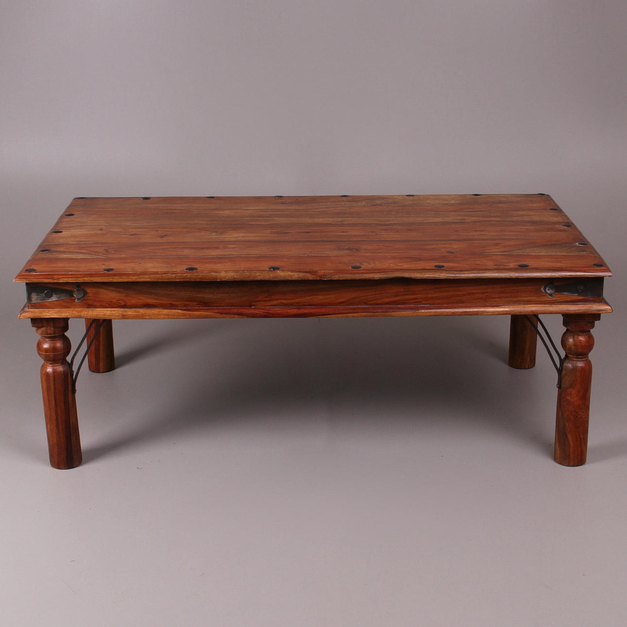 SOFFBORD, med beslag i järn, 1900-talets sista kvartal.