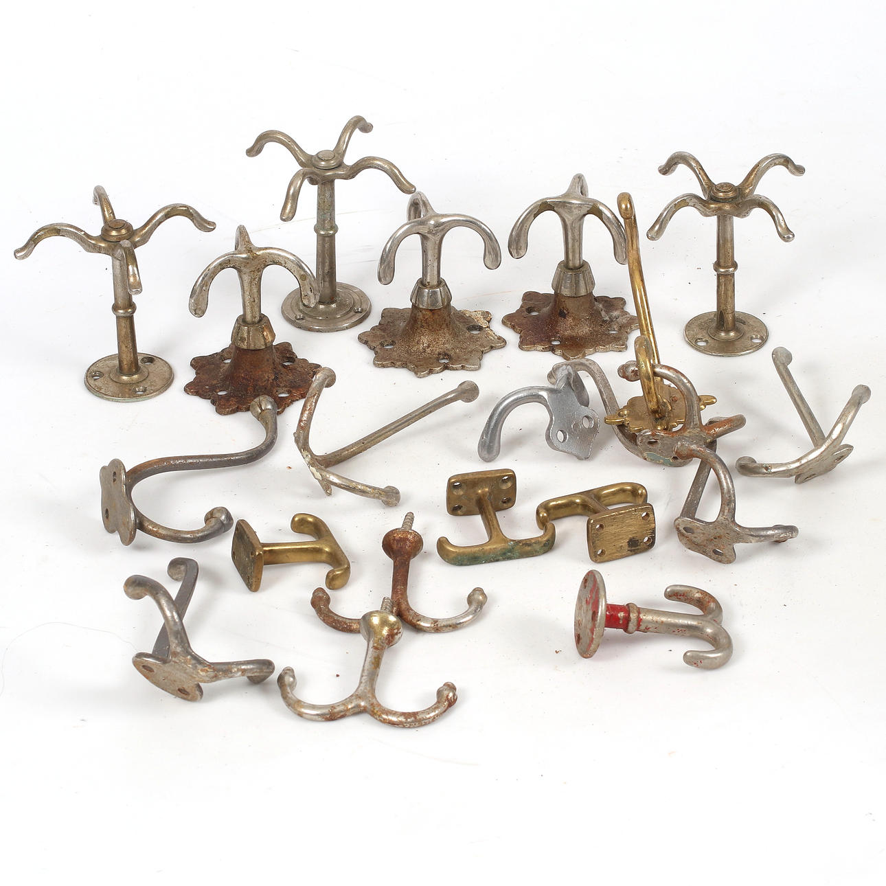 TØJKROGE, 18/1900 tallet.