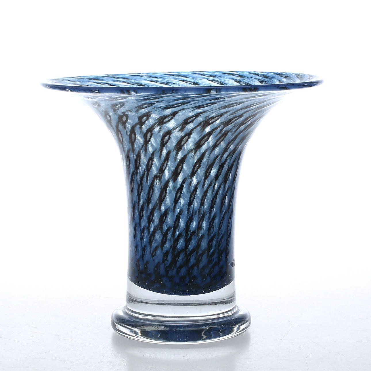 BERTIL VALLIEN. Vas, glas, Kosta Boda.