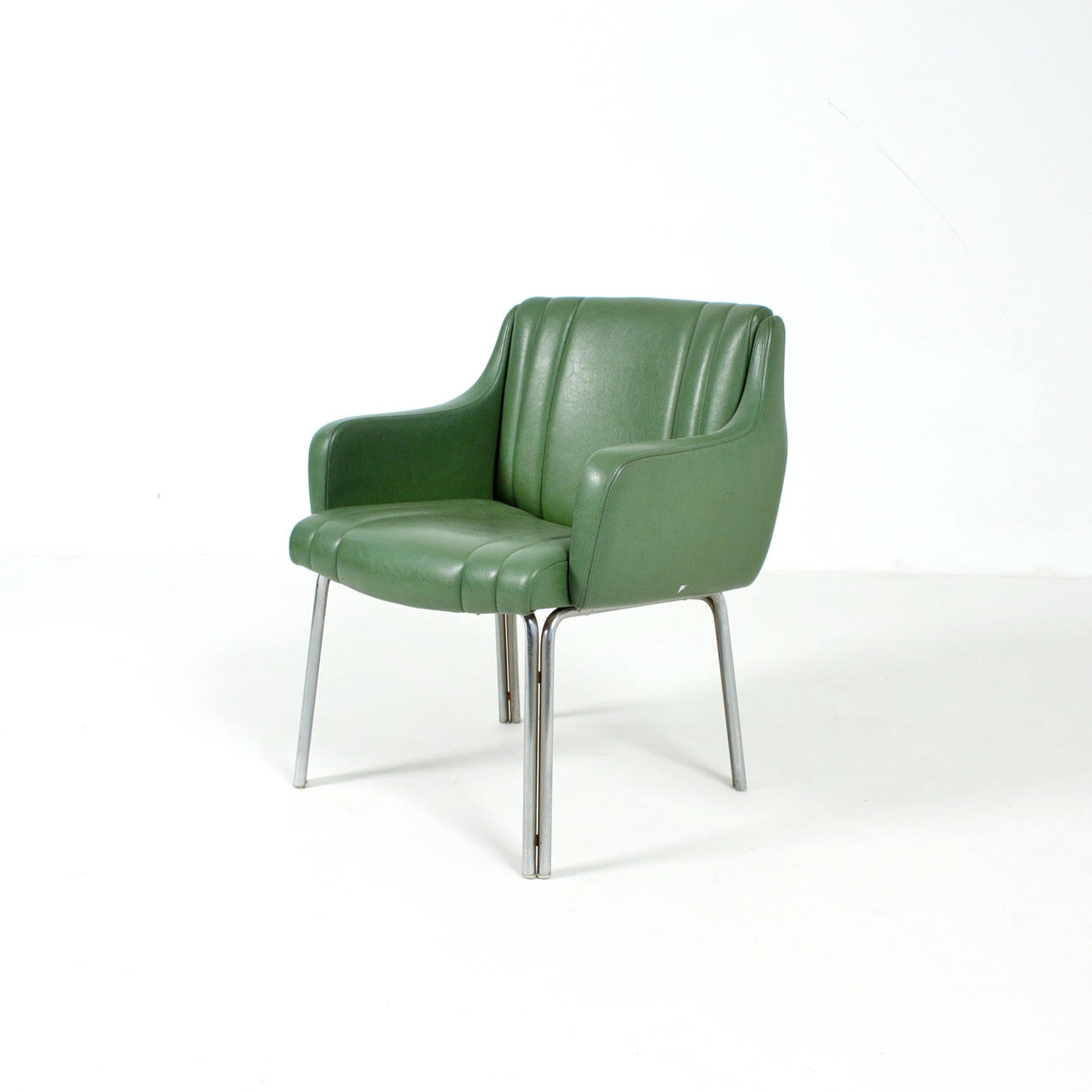 Small armchair from the 1960s/70s.