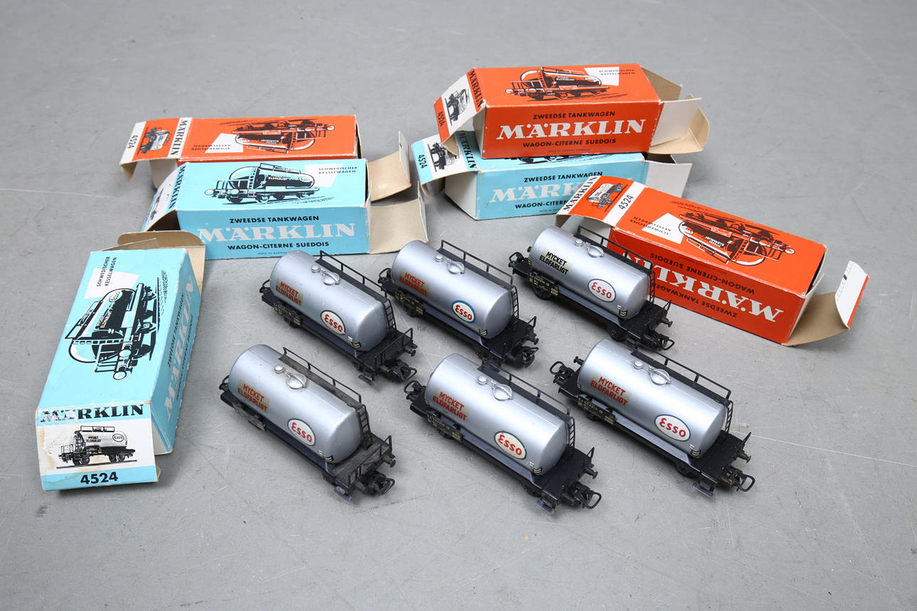MÄRKLIN 4524 Esso tank wagons, 6 wagons, original boxes. Toys