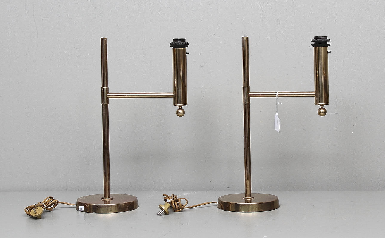 BORDLAMPOR, ett par, Bergboms, modell B-018. 1900-talets andra hälft.