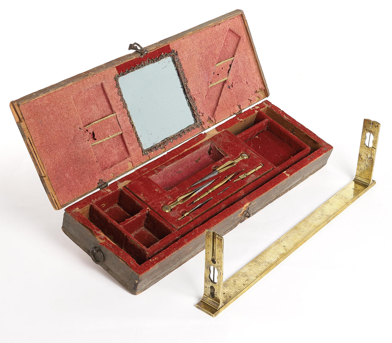 CUBERTERÍA DE DIBUJO, siglo XVIII.