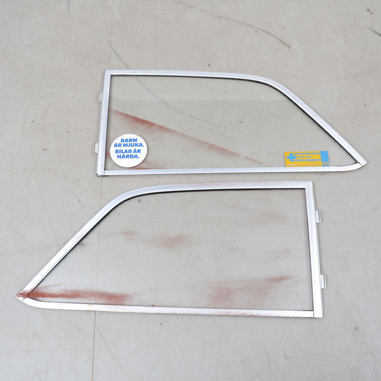 BILFÖNSTER, ett par, till Volvo PV.