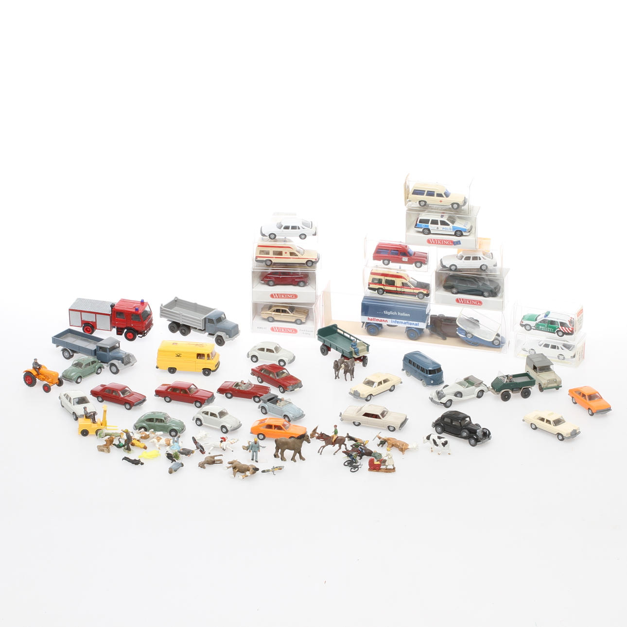 MODELLBILAR WIKING cirka 40 stycken. En del svenska modeller. Delvis originalkartong.