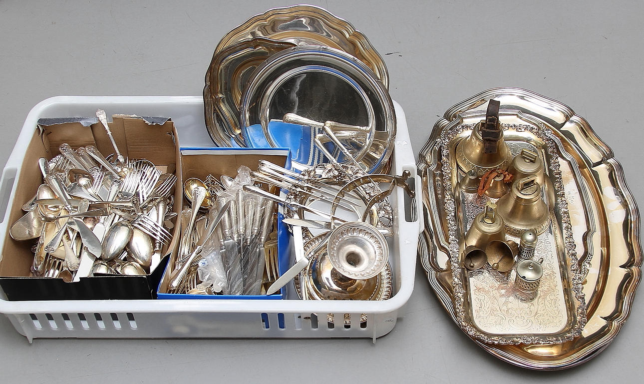 METALLFÖREMÅL, 1900-tal.