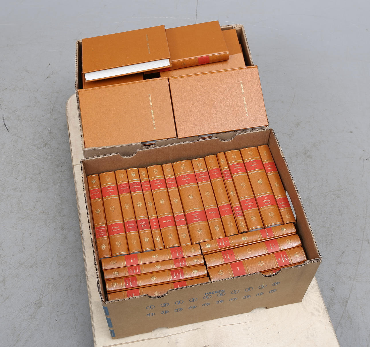 AUGUST STRINDBERG, 55 band, samlade skrifter, 1900-talets andra hälft.