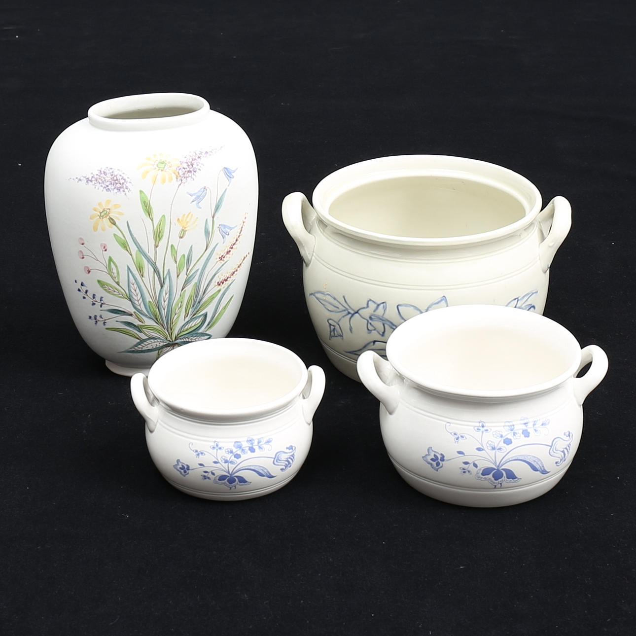 VAS och KRUS (4), keramik, Göteborg, Gustavsberg, Rörstrand.