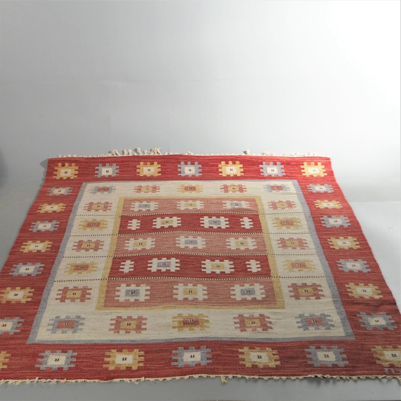 ANNA GRETA SJÖQVIST. carpet, bed sheet, signed AGS.