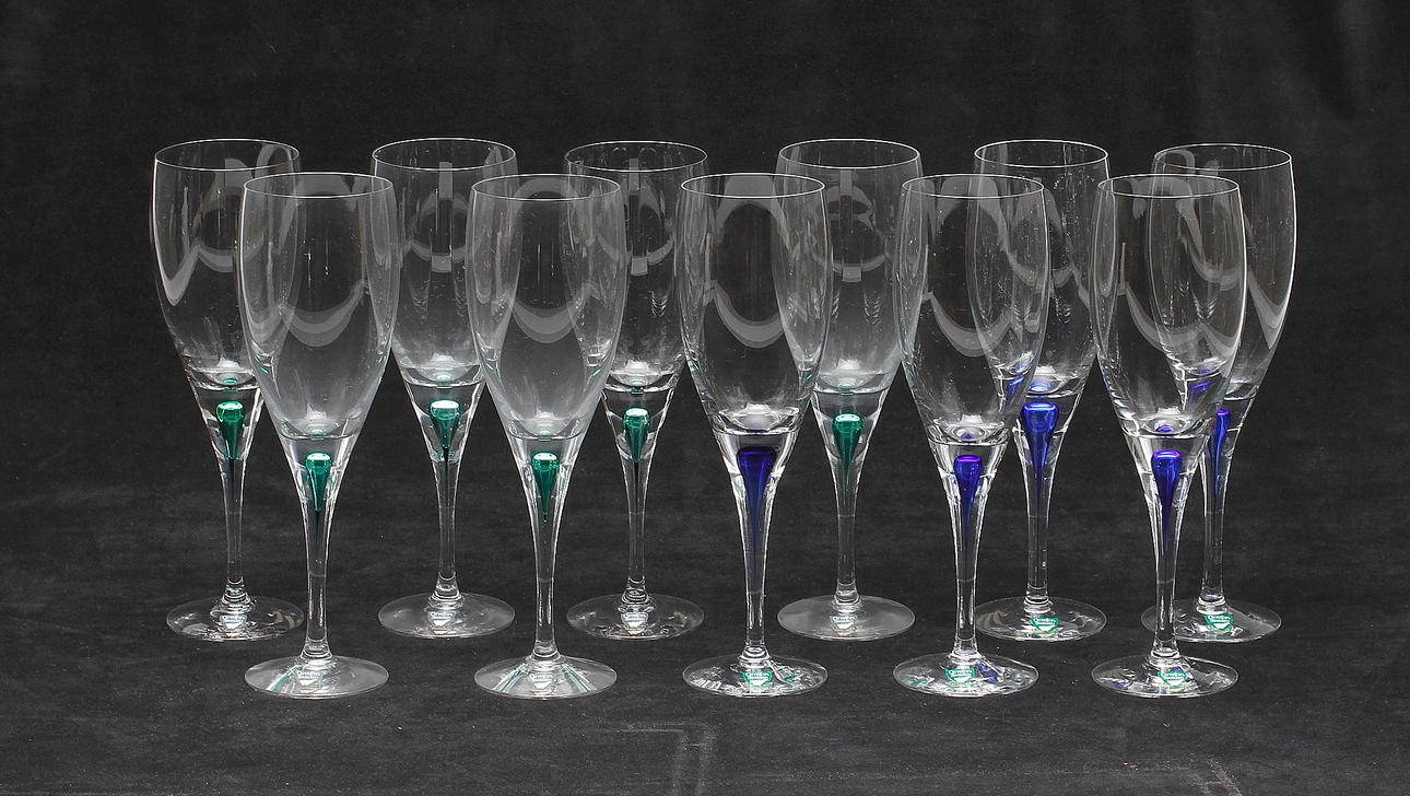 VINGLAS, 11 st, "Intermezzo", Eva Lagerbielke, Orrefors.