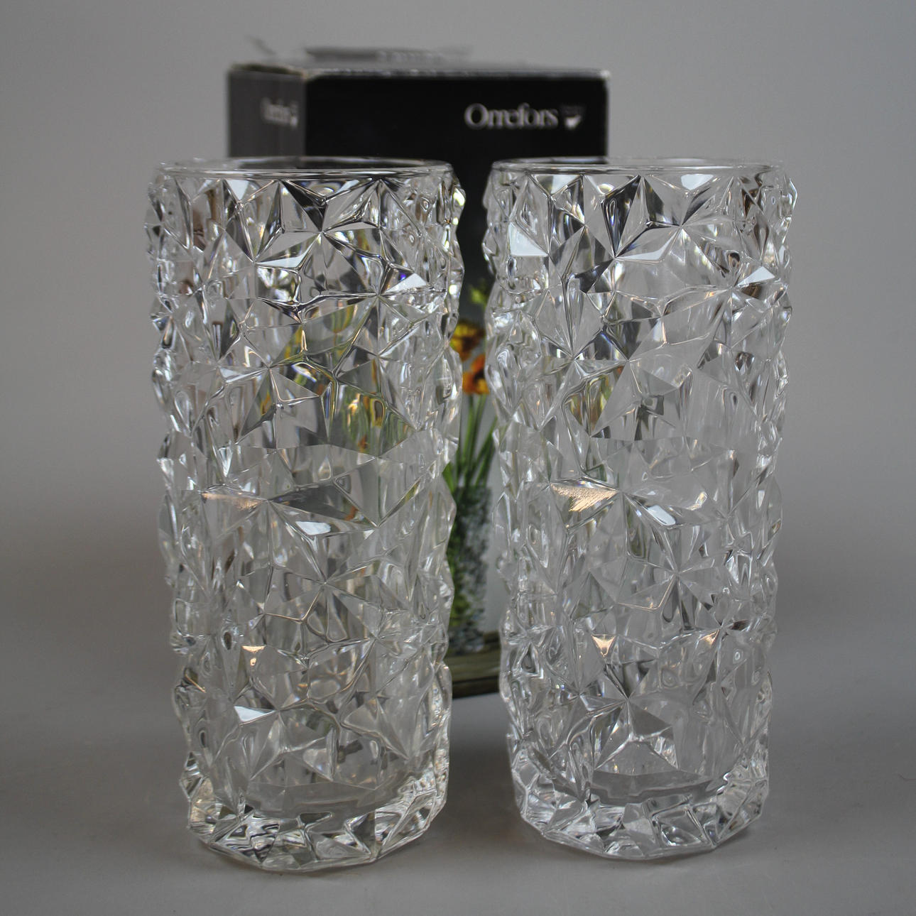 LENA BERGSTRÖM. MALJAKOJA, 2 kpl "Carat", Orrefors.