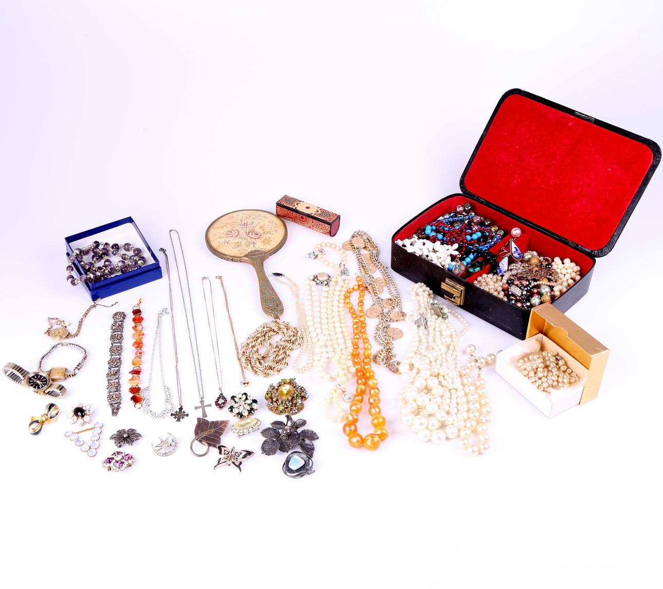 BIJOUTERIER, halsband, armband, broscher + HANDSPEGEL.