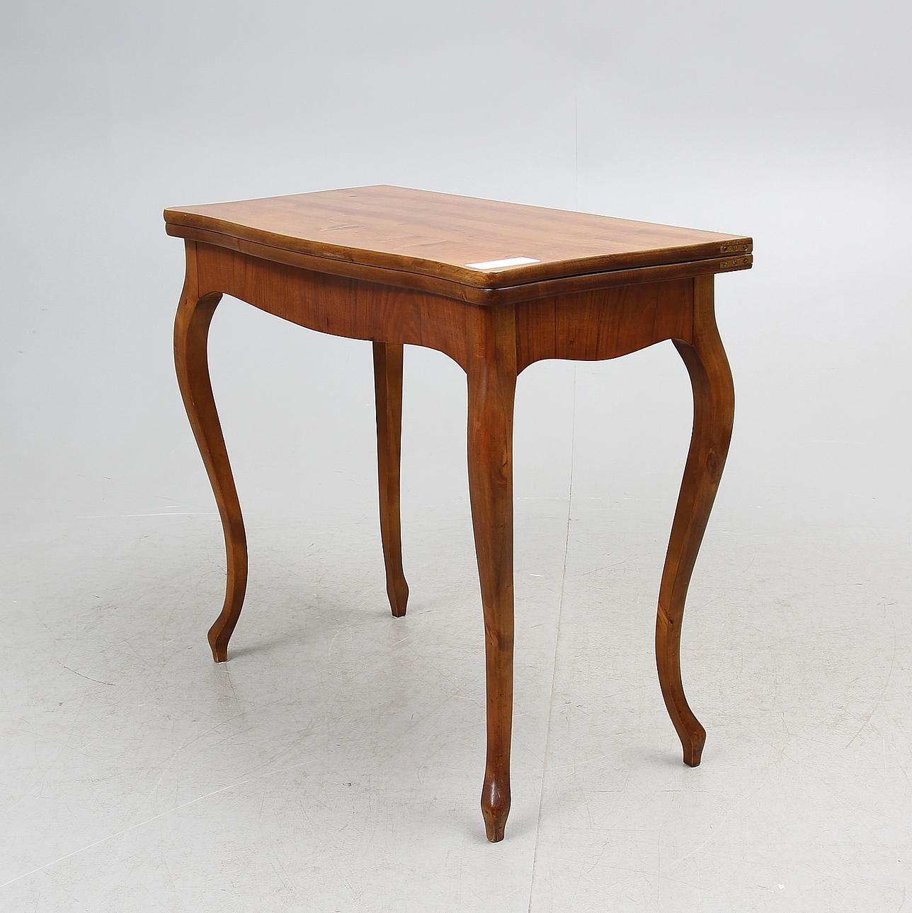 SPELBORD, nyrokoko, 1800-talets andra hälft.