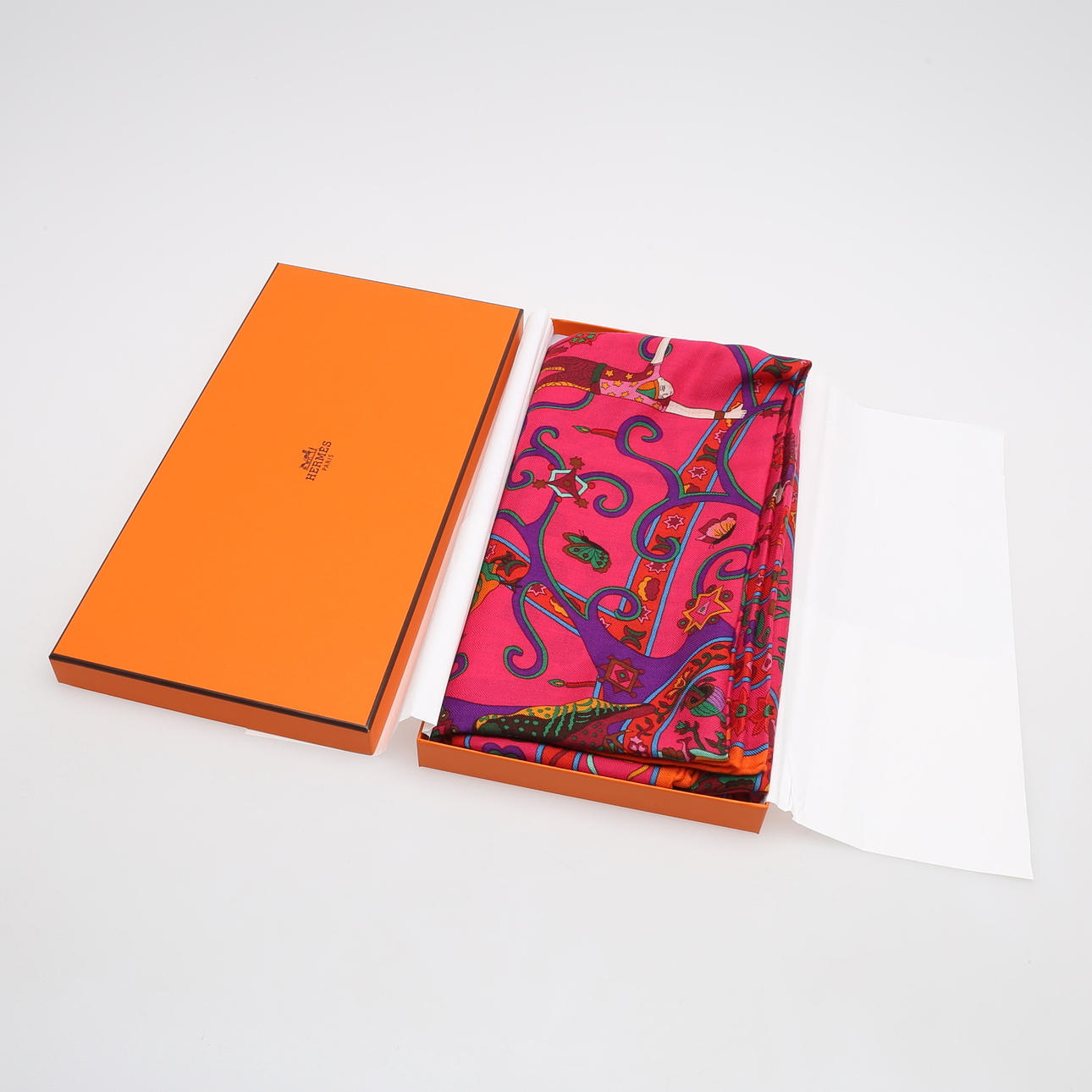 HERMÈS, "PEUPLE DE VENT", SCARF.