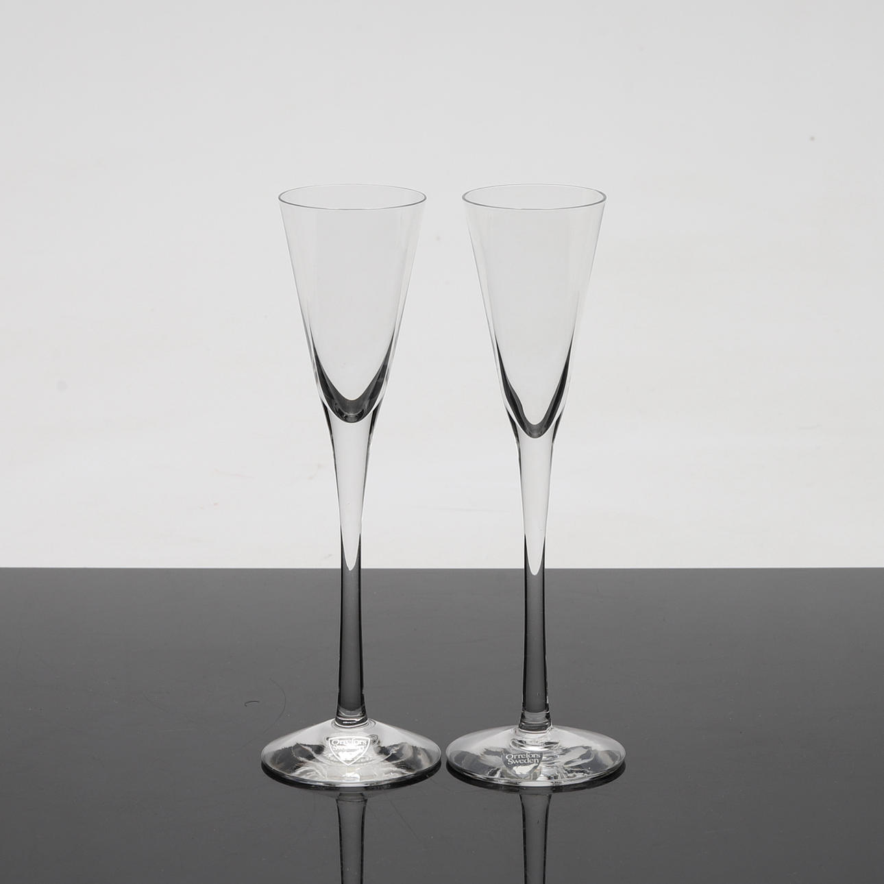 SNAPSGLAS, 11 st, "Victoria", Olle Alberius, Orrefors.