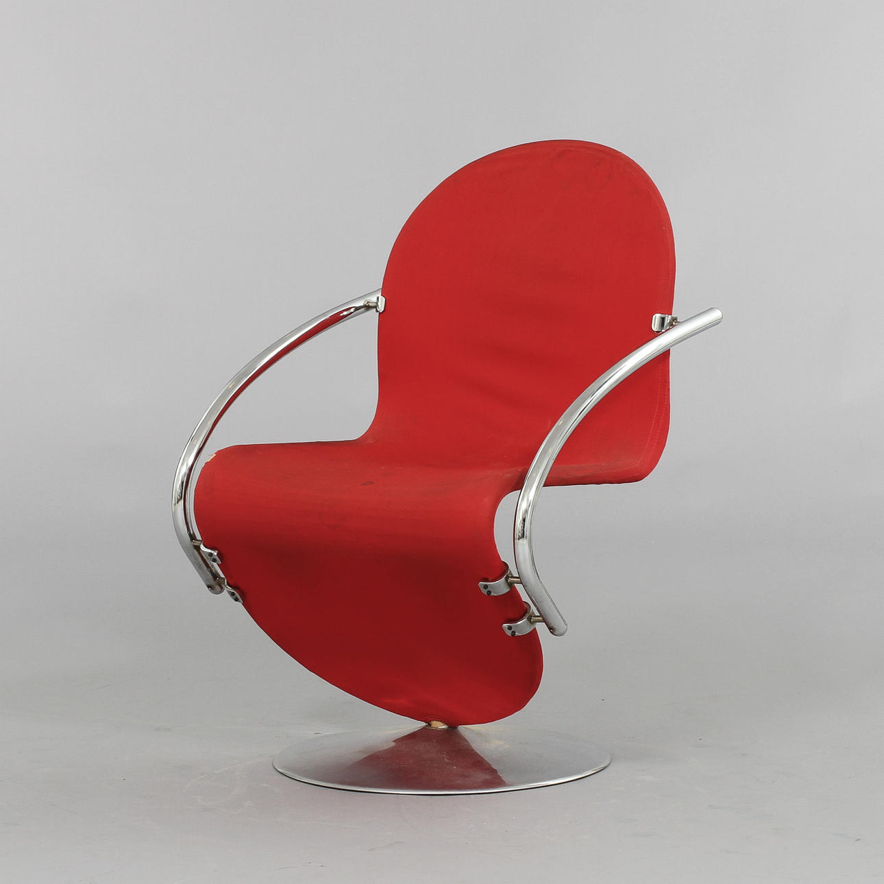 KARMSTOL, Verner Panton för Fritz Hansen, "System 1-2-3".