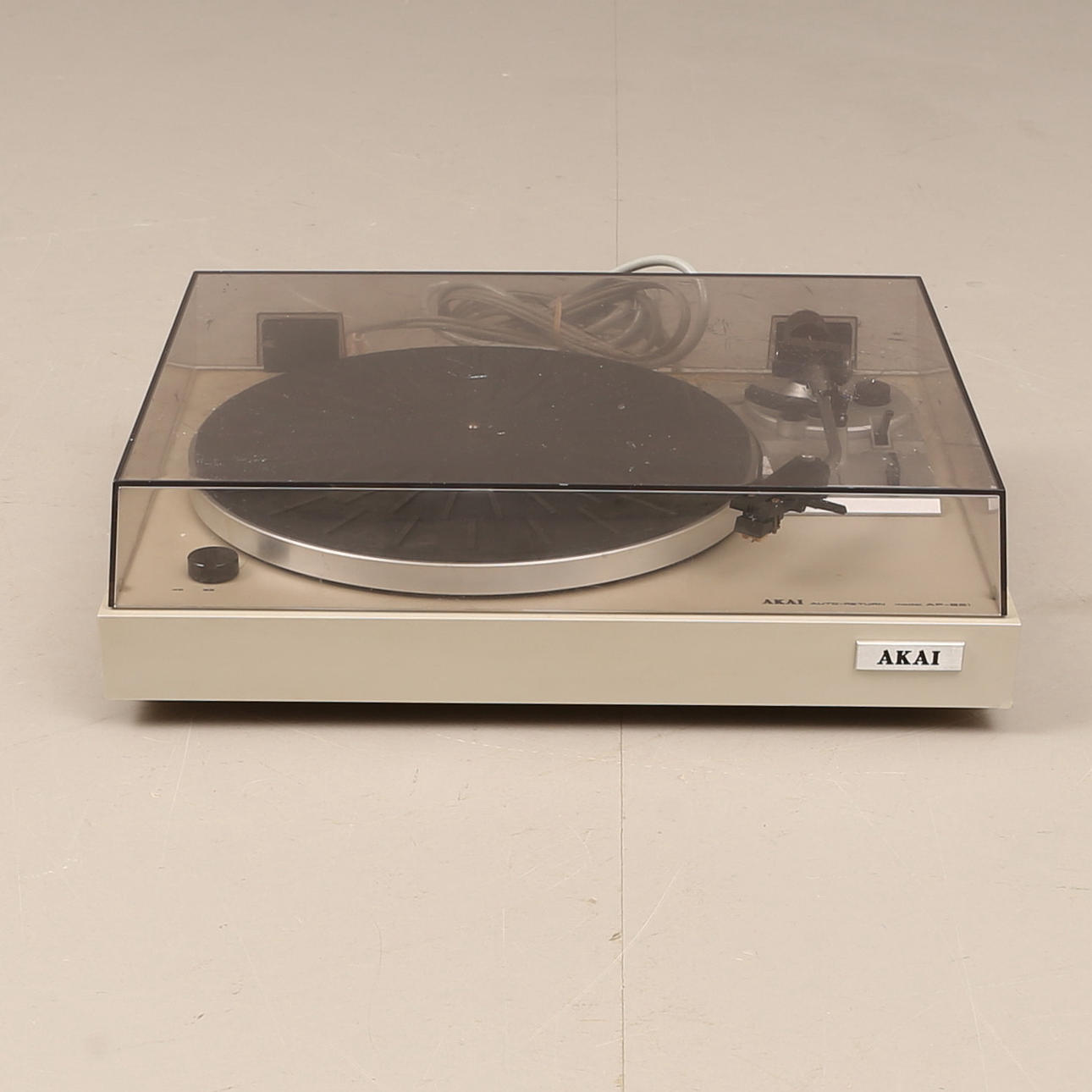 RECORD PLAYER, AKAI AP-821.