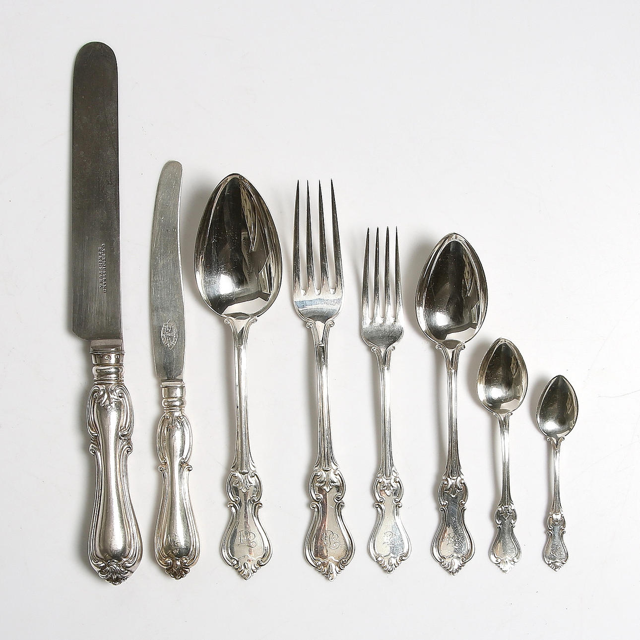 BESTICKSERVIS, 30 delar, silver, Olga, CG Hallberg. 1932/33.