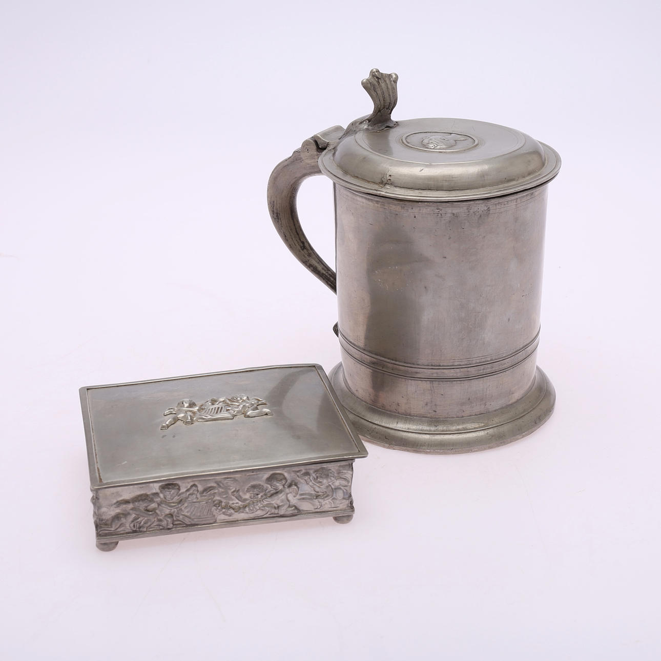 PEWTER OBJECTS, stop and lure box, 19th/20th century.
