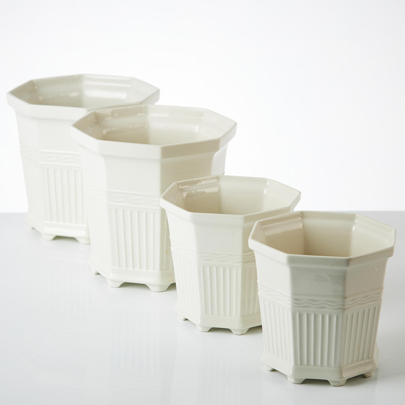 PRINS EUGEN. "Waldemarsuddekrukan", outer lining, 4 pcs., Rörstrand, design year 1915.