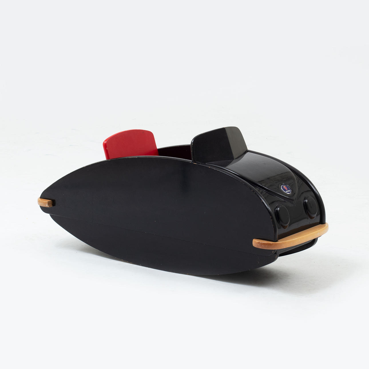 ULF HANSEN. Schaukelauto "Rocking Saab" Playsam.