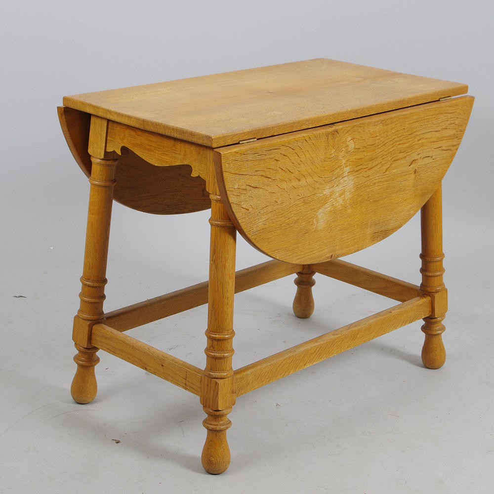 BORD med klapper, eg, barokstil, Frederik Staermose, Danmark.