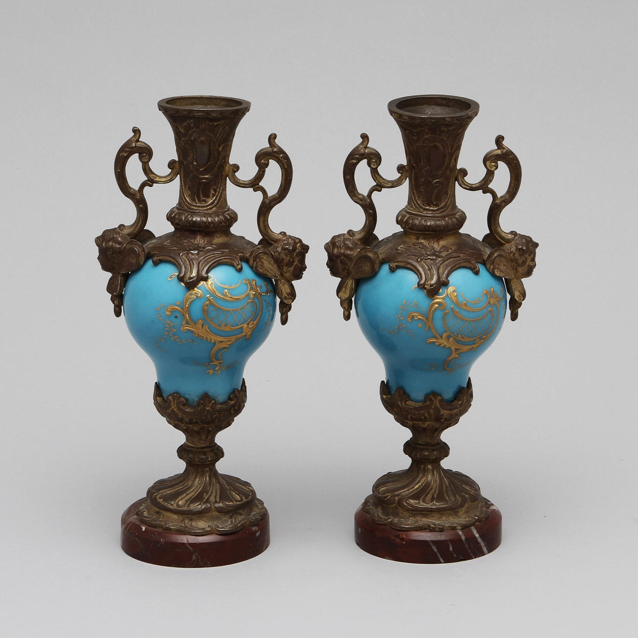 LJUSSTAKAR, ett par, troligen Frankrike, 1800/1900-tal.