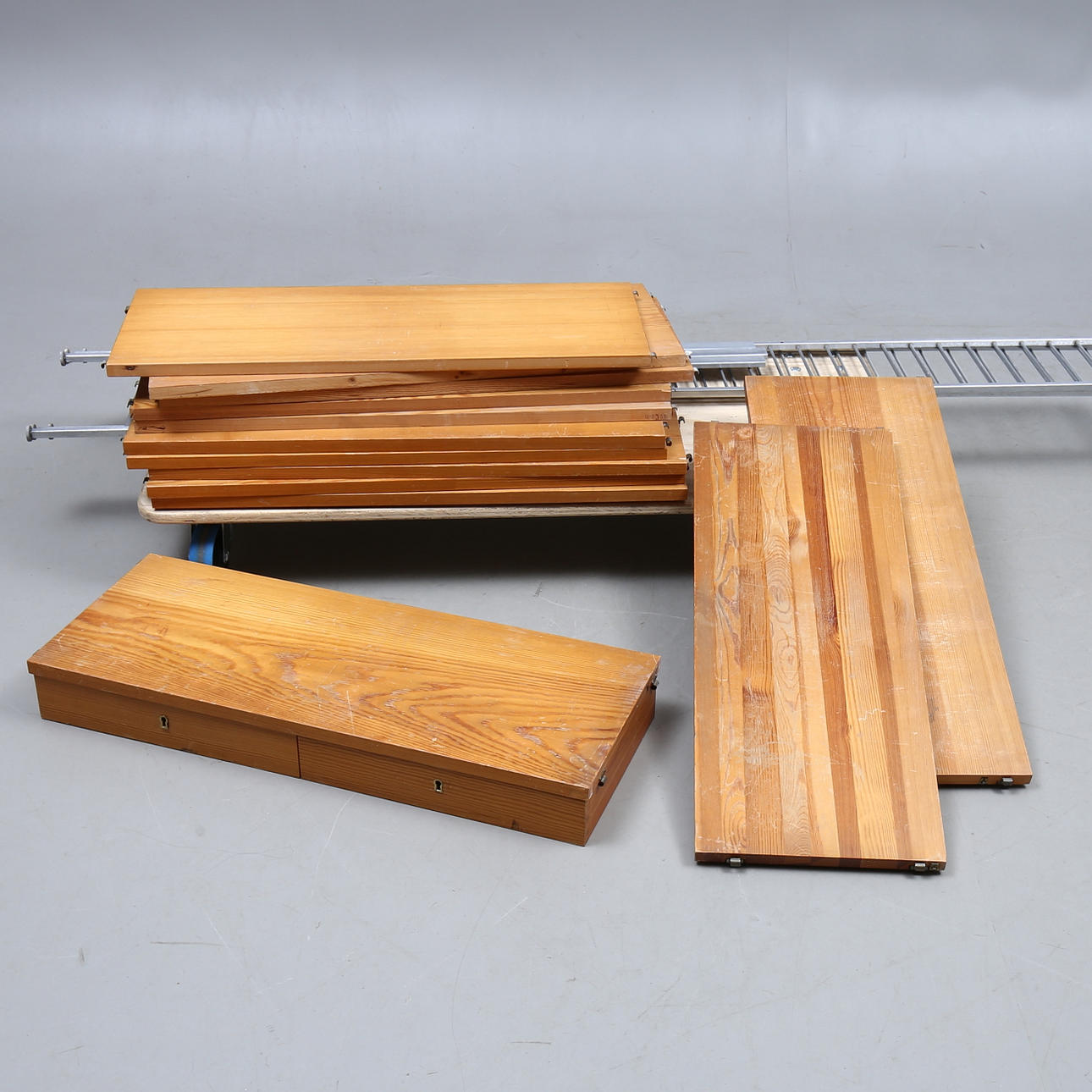 KAJSA & NILS STRINNING. Hyllsystem "Continental", String.