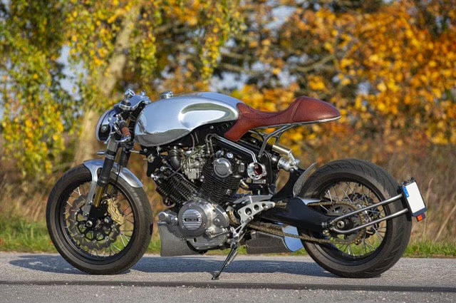 MOTORCYKEL Yamaha TR1 1000cc.