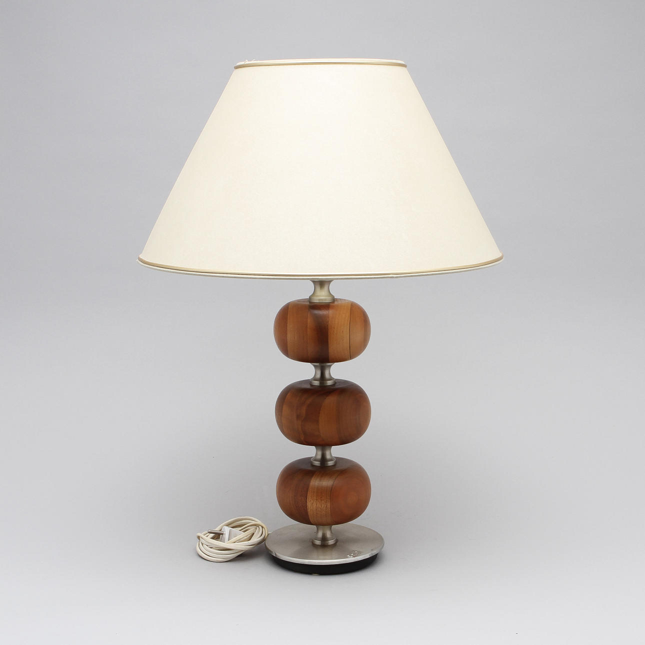 BORDSLAMPA, Industriarmaturer i Tranås, 1900-tal.