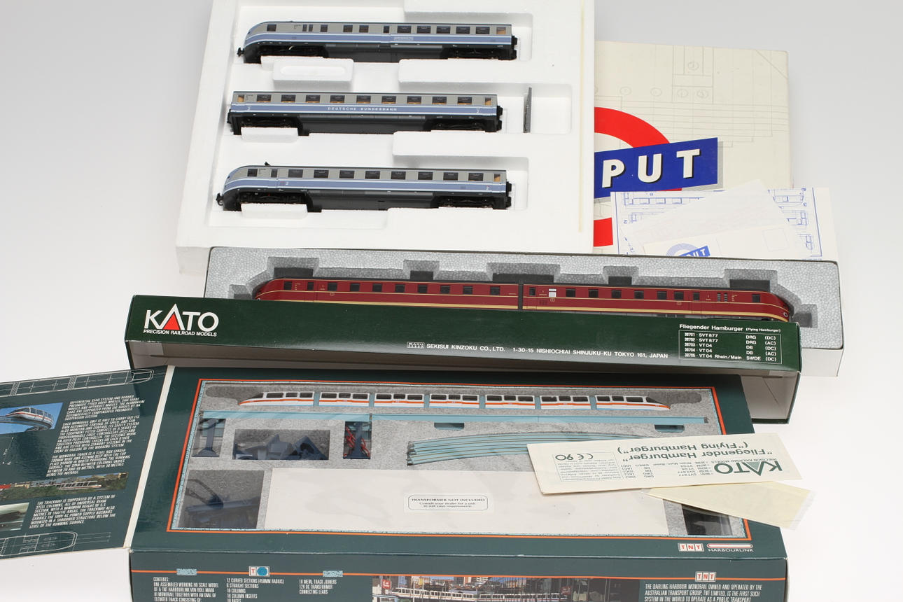 MODELLTÅG LILIPUT, KATO och TNT i originalkartonger.