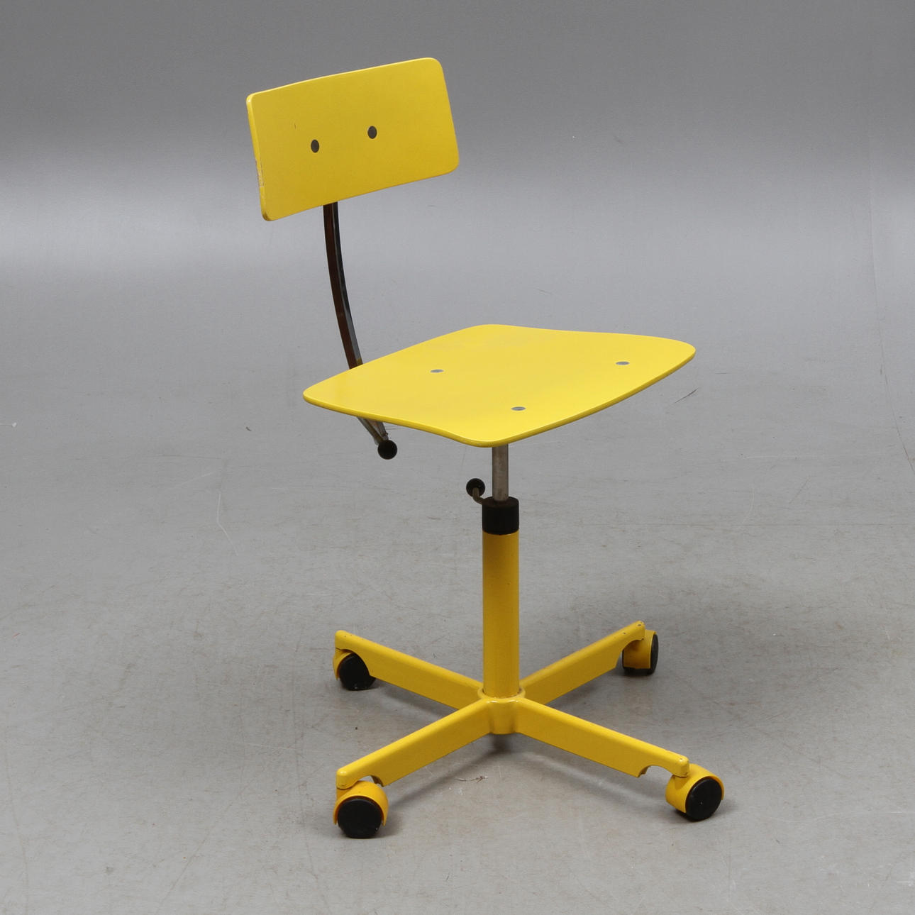 KONTORSSTOL, Kevi, Danmark.